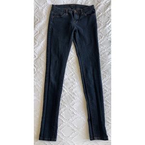 Forever 21 - EUC, Stretch Skinny Jeans